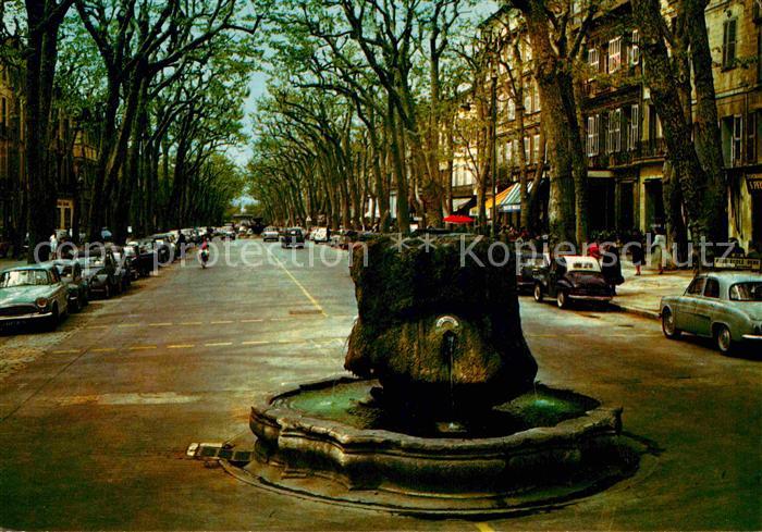 Aix-en-Provence Fontaine Thermale sur le Cours Mirabeau