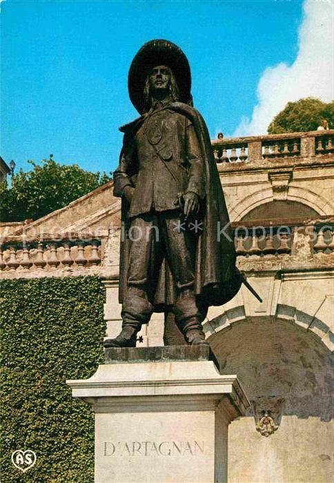 Auch Gers Statue de d Artagnan