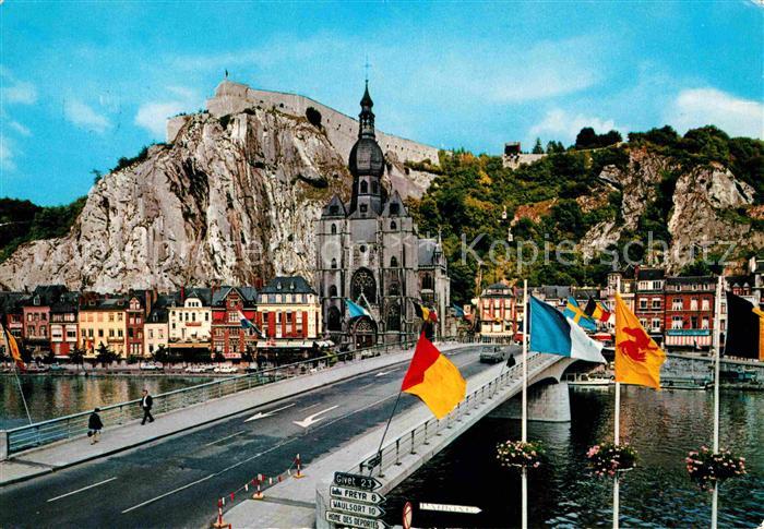 Dinant Wallonie Le Pont La Collegiale et la Citadelle