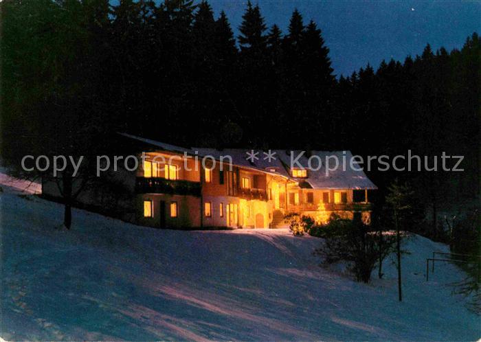 Warmensteinach Gaestehaus Preisinger Luftkurort Nachtaufnahme im Winter