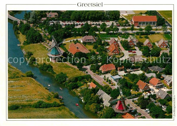 Greetsiel Erholungsort an der Nordseekueste Fliegeraufnahme