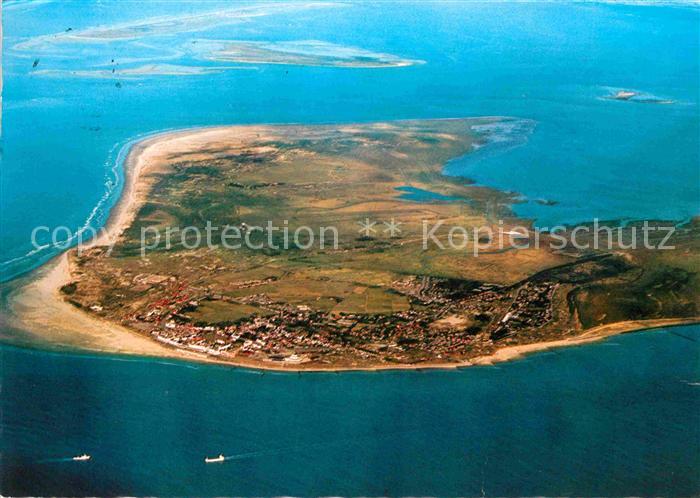 BORKUM Nordseebad Niedersachsen Luftaufnahme aus ca. 2500 m Hoehe mit Inseln Mem