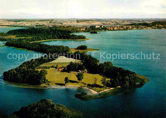 Ploen See Niedersaechsisches Bauernhaus 17. Jhdt. Prinzeninsel Ploener See Flieg