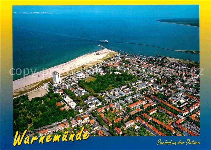 Warnemuende Ostseebad Fliegeraufnahme mit Strand