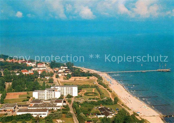 Kuehlungsborn Ostseebad Fliegeraufnahme mit Seebruecke und Skan Torus Hotel