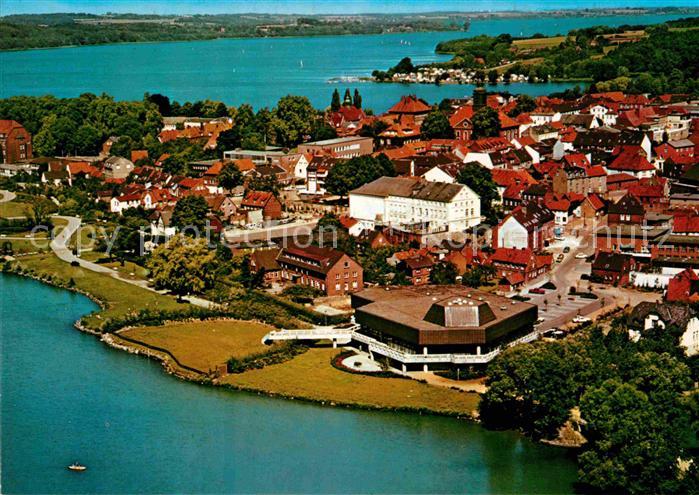 Ratzeburg Schleswig-Holstein Fliegeraufnahme mit Schwimmhalle und Jugendherberg