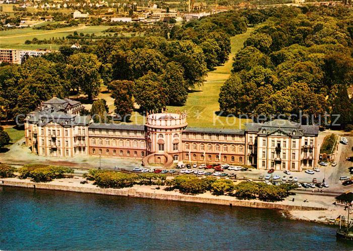 Biebrich Wiesbaden Fliegeraufnahme Schloss am Rheinufer mit Schlosspark