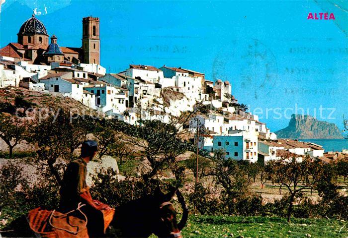 Altea Vista pintoresca Al fondo el Penon de Itach