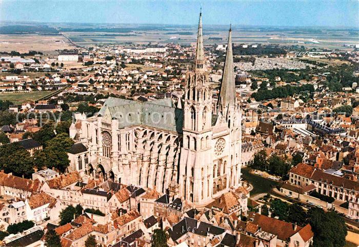 Chartres-de-Bretagne Fliegeraufnahme Cathedrale