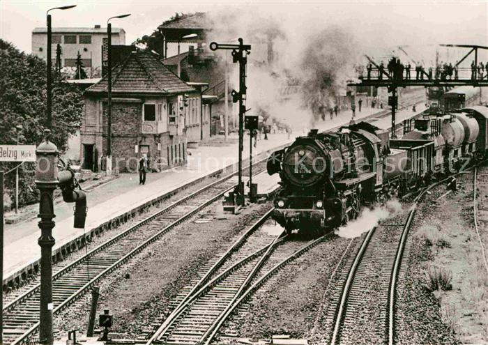 Lokomotive Dampflokomotive Baureihe 52.80 Bahnhof Belzig