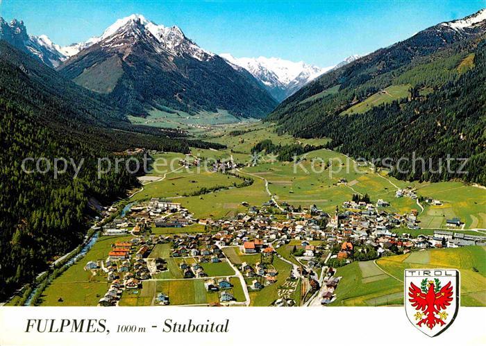 Fulpmes Tirol Fliegeraufnahme mit Stubaier Alpen