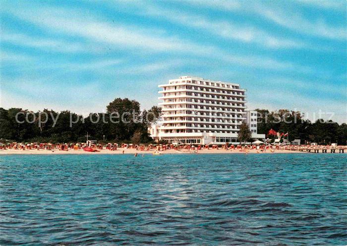 Timmendorfer Strand Seeschloesschen Hotel Strand Ansicht vom Meer aus