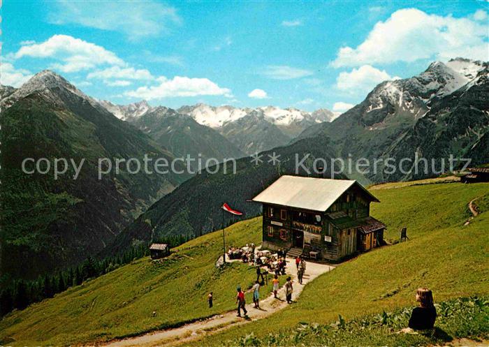 Penkenhaus  mit Blick zum Tristner Ingent und Gruenberg Alpenpanorama