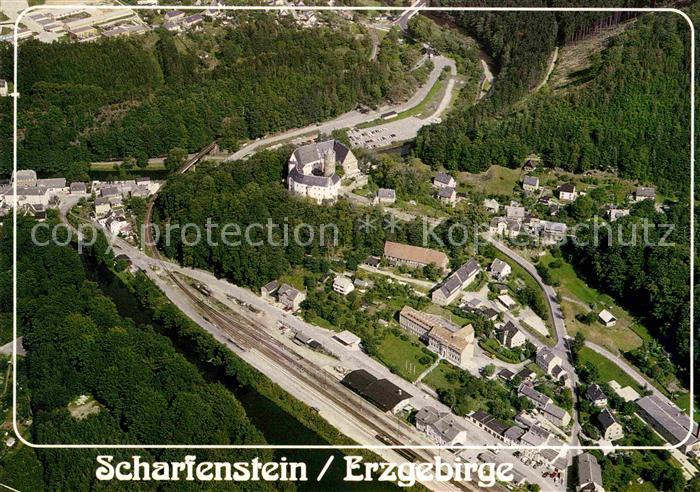 Scharfenstein Erzgebirge Blick auf Ort und Burg Scharfenstein Fliegeraufnahme