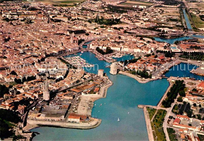 La Rochelle Charente-Maritime Vue aerienne du Port et de la Ville Tours de la La
