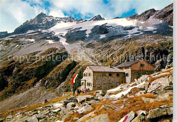 Friesenberghaus Berghaus Blick gegen Gefrorene Wandspitzen