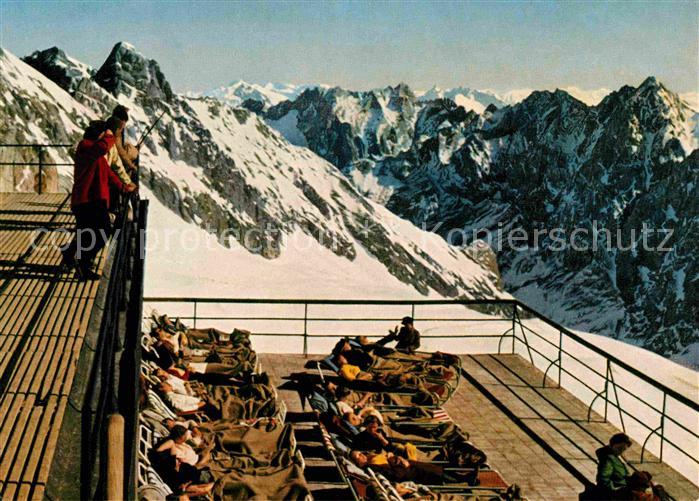 Zugspitze Zugspitzbahn Hotel Schneefernerhaus Terrasse am Zugspitzplatt