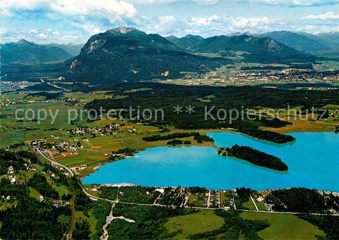 Dobratsch Kaernten Fliegeraufnahme mit Faakersee Sandbank Camping und Faak