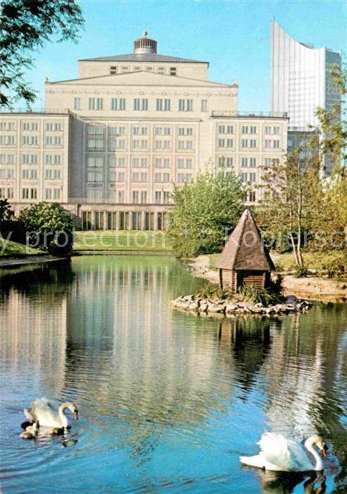 LEIPZIG Sachsen Schwanenteich und Oper
