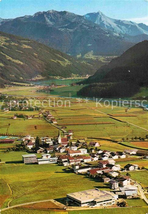 Stumm Zillertal Fliegeraufnahme mit Alpen