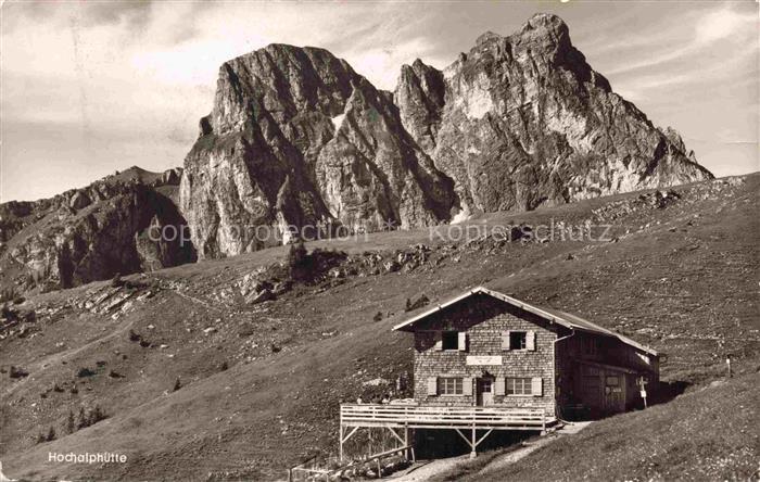 Hochalphuette 1665m Breitenberg Aggenstein Pfronten Bayern Hochalphuette Aggenst
