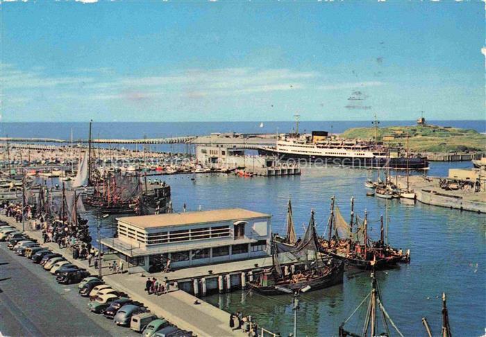 Oostende OSTENDE West-Vlaanderen Belgie Hafen Yachtclub Fischerhafen Faehre Fisc