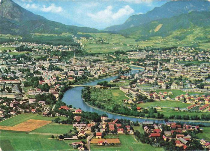 VILLACH Kaernten AT Fliegeraufnahme Drau Fluss Stadtpanorama Kirche Bruecke Tall