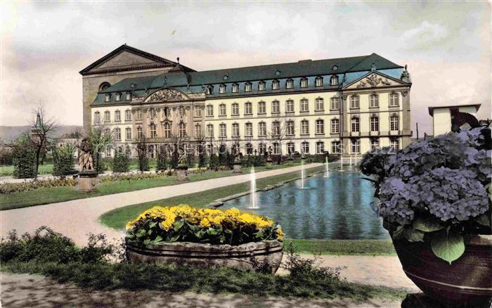 TRIER CITY Kurfuerstliches-Palais Basilika Springbrunnen Gartenanlage Blumen Fa