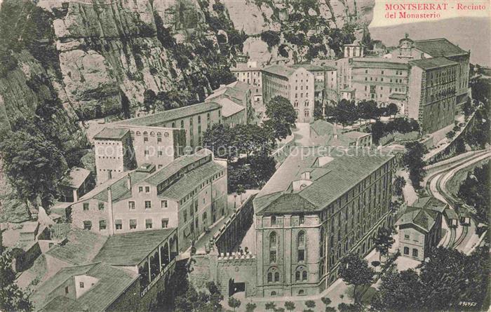 Santa-Maria-de-Montserrat Kloster Monasterio Felsen Felsmassiv Luftbild Bergklos