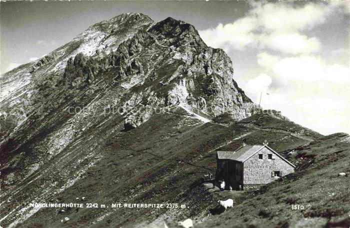 Ehrwald Tirol AT Nordlingerhutte Reiterspitze Berghuette Wettersteingebirge Fels