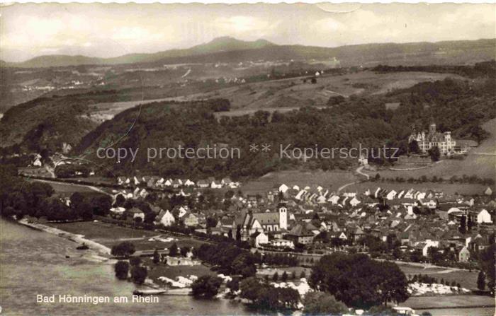 Bad Hoenningen Neuwied Rheinland-Pfalz Rhein Stadtpanorama Kirche Schloss Weinbe