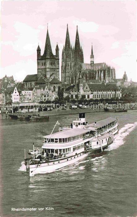 Dampfer Seitenrad Koeln Dom