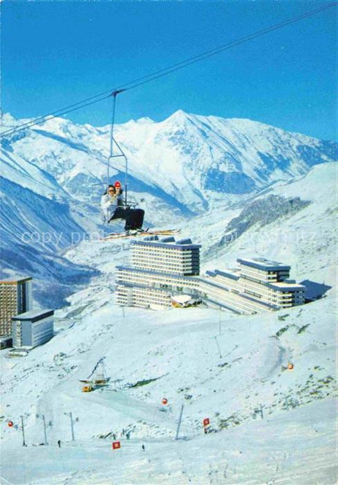 SEILBAHN Cable-Car Telepherique Les Menuires station des 3 Vallees
