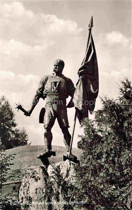Kochel am See Bayern Schmied-von-Kochel Denkmal Statue Flegel Fahne Bronze Baeum