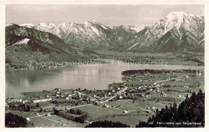 Tegernsee Bayern Tegernsee See Berge Alpenpanorama Schnee Talblick Dorf