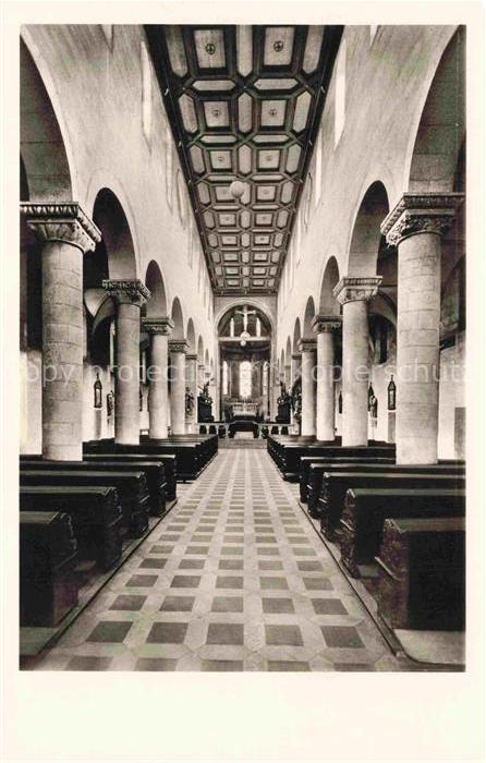 REGENSBURG Bayern Schottenkirche St-Jakob Kircheninnenraum Ostchor Romanik Saeul
