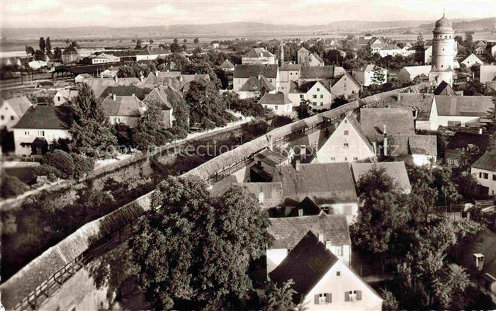 Noerdlingen Bayern Loepsinger-Tor Deininger-Tor Stadtmauer Stadtpanorama Kirchtu