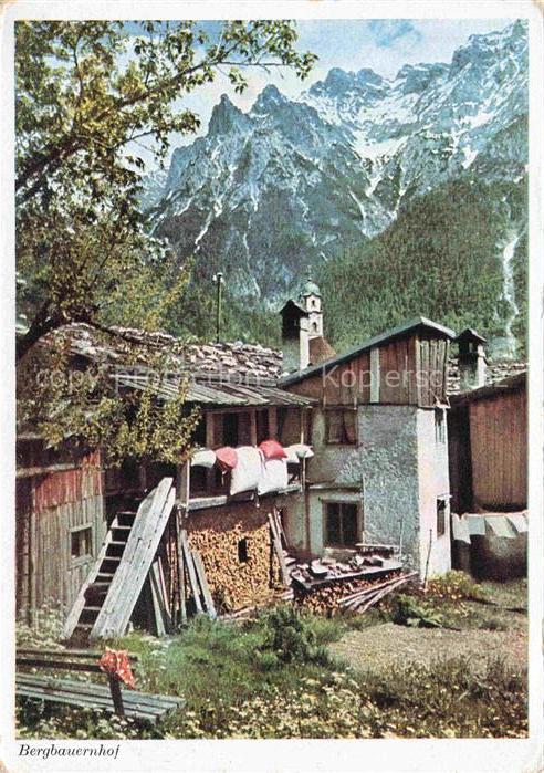 MITTENWALD Bayern Bergbauernhof Karwendelgebirge Kirche Holzstapel Berglandschaf