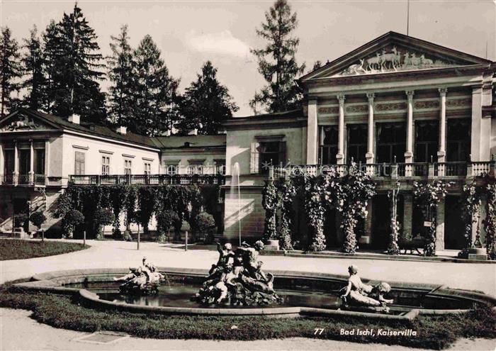 Bad Ischl Salzkammergut AT Kaiservilla Brunnen Skulptur Park Saeulen Klassizismu
