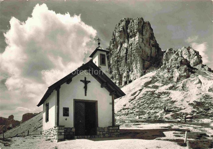 Tre Cime di Lavaredo 3003m Drei Zinnen IT Rifugio-Locatelli Kapelle Sasso-di-Ses