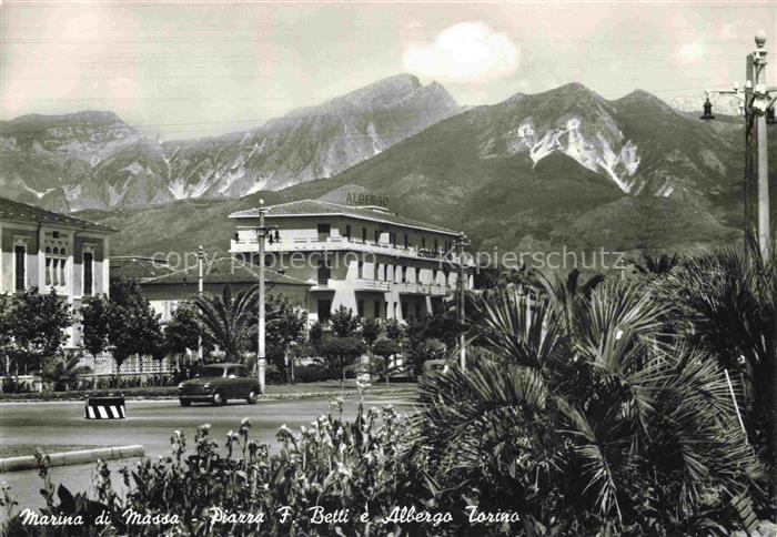 Marina di Massa Toscana IT Piazza-F.-Betti Albergo-Torino Hotel Apuanische-Alpen