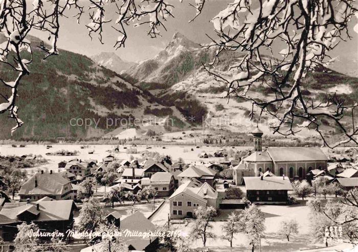 Schruns Tschagguns Montafon Vorarlberg AT Montafon Mittagspitze Kirche Ortschaft