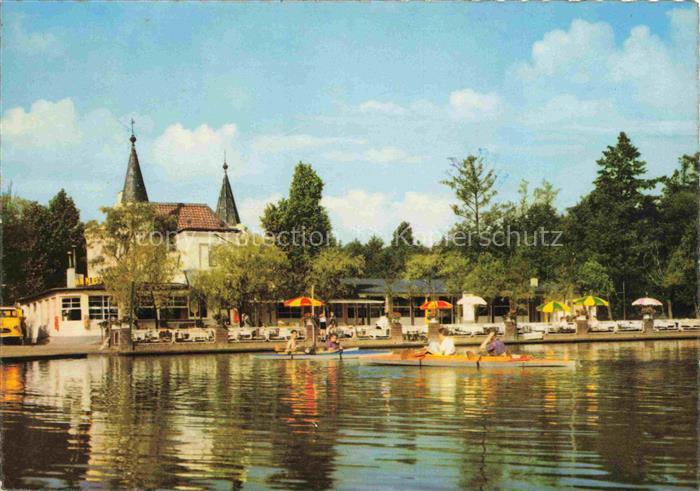 Hariksee Schwalmtal Viersen NRW Strandbad Bootsbetrieb Ruderboot See Sonnenschir