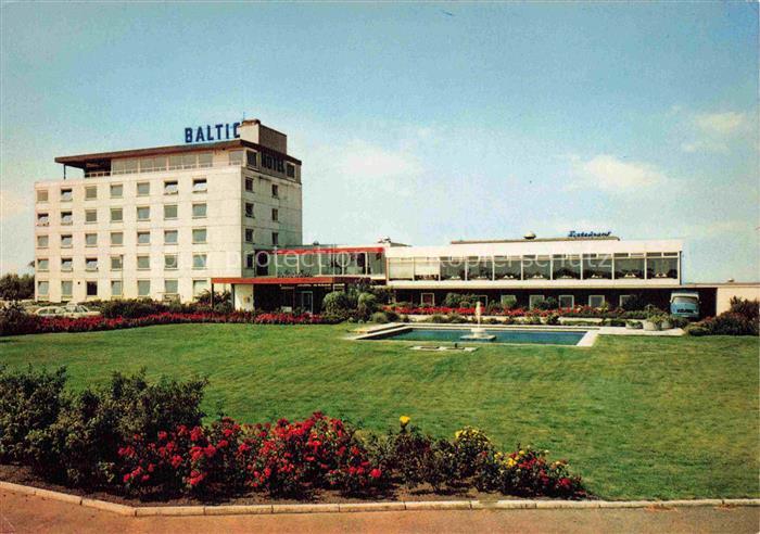 Grossenbrode Ostseebad Schleswig-Holstein Hotel-Baltic Aussenansicht Garten Pool