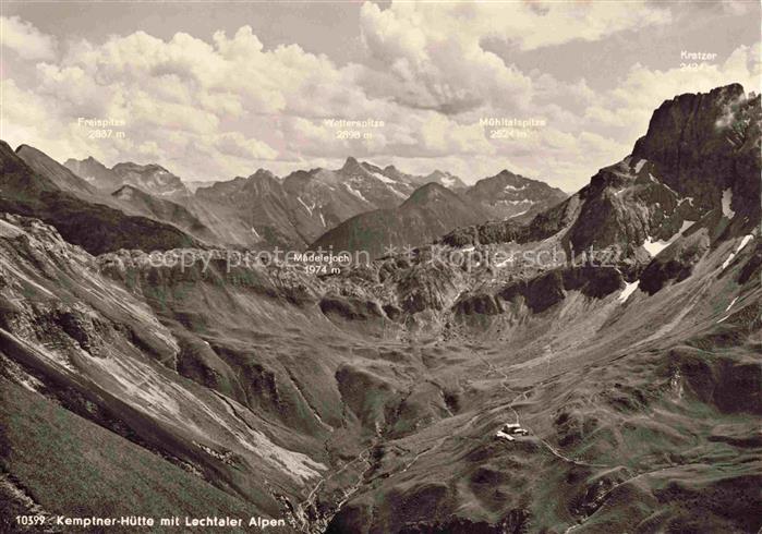 Kemptnerhuette 1845m Heilbronnerweg Bayern Kemptner-Huette Maedelejoch Lechtaler
