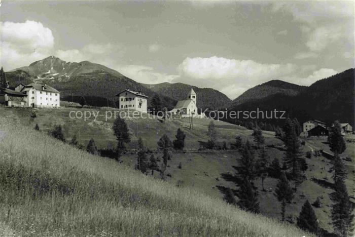 Radein Radagno Kaltenbrunn Bolzano IT Bergdorf Kirche Wiese Berge Wald Alm