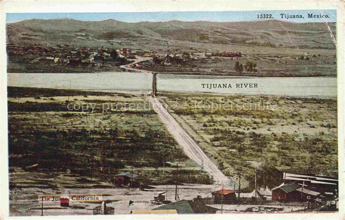 Tijuana Mexico Tijuana-River Grenze Tia-Juana Stadt Huegel Landschaft Bruecke