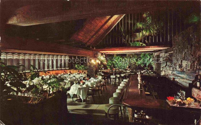 Honolulu Hawaii USA Canlis Restaurant Innenraum Bar Tropenpflanzen Charcoal-Broi