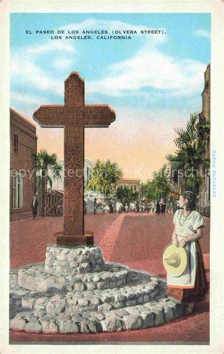 LOS ANGELES California USA El-Paseo-de-Los-Angeles Olvera-Street Kreuz Frau Trac