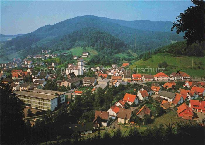 Oberwolfach Ortenaukreis BW Schwarzwald Wald Berge Dorf Kirche Ortenaukreis Orts